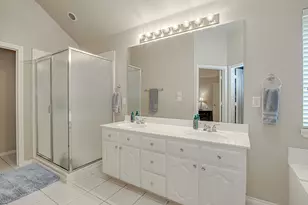 2325 Point Star Dr, Arlington, TX 76001 - Photo 16