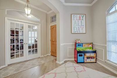 2325 Point Star Drive, Arlington, TX 76001 - Photo 4