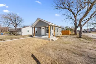 2330 Idaho Ave, Dallas, TX 75216 - Photo 2