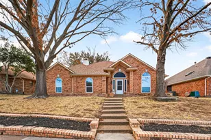 1316 Royal Palm Ln, Carrollton, TX 75007 - Photo 1