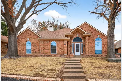 1316 Royal Palm Lane, Carrollton, TX 75007 - Photo 2