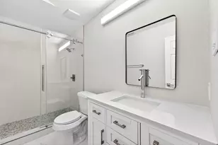 1316 Royal Palm Ln, Carrollton, TX 75007 - Photo 24