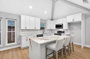 1316 Royal Palm Ln, Carrollton, TX 75007 - Photo 10