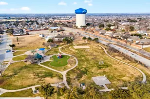 1316 Royal Palm Ln, Carrollton, TX 75007 - Photo 32