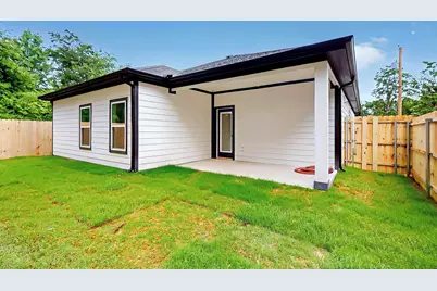 415 Martin Luther King Jr Street, Sulphur Springs, TX 75482 - Photo 22