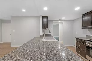 1100 Brush Creek Dr, Richardson, TX 75081 - Photo 10