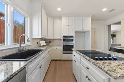 1211 Mackie Drive, Carrollton, TX 75007 - Photo 12