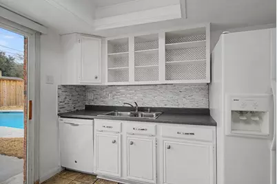 1405 Wind Cave Circle, Plano, TX 75023 - Photo 14