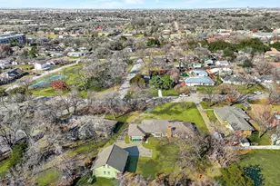 1506 Ross Ave, Carrollton, TX 75006 - Photo 34