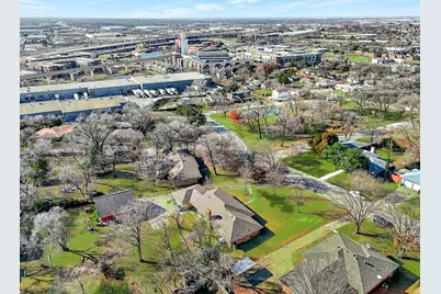 1506 Ross Avenue, Carrollton, TX 75006 - Photo 36