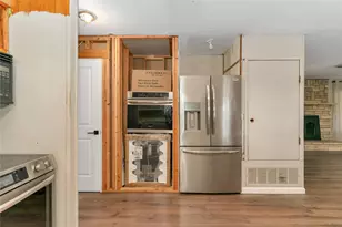 488 County Rd 1600, Clifton, TX 76634 - Photo 12