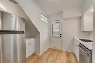 3728 W Beverly Dr W, Dallas, TX 75209 - Photo 8