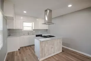 540 Hensley Dr, Grand Prairie, TX 75050 - Photo 8