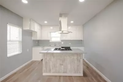 540 Hensley Drive, Grand Prairie, TX 75050 - Photo 10