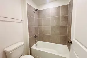 4508 Hogan's Alley Dr, Arlington, TX 76001 - Photo 8