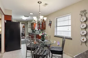 304 Ridgewood Dr, Richardson, TX 75080 - Photo 10