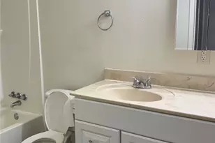 510 Texas St, Denton, TX 76209 - Photo 12