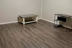 510 Texas St, Denton, TX 76209 - Photo 6