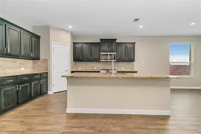 1102 Tiburon Trail, Cleburne, TX 76033 - Photo 6