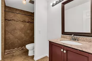 6902 Amesbury Ln, Rowlett, TX 75089 - Photo 16