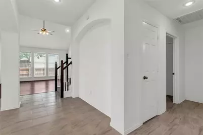 6902 Amesbury Lane, Rowlett, TX 75089 - Photo 6