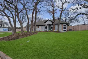 400 Baldwin Drive, Joshua, TX 76058 - Photo 4