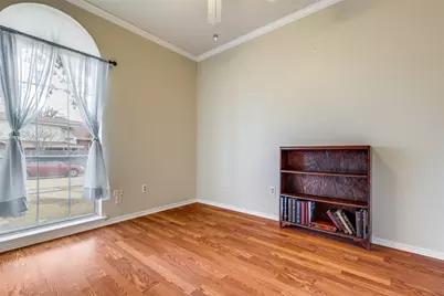 1527 Ranchview Lane, Carrollton, TX 75007 - Photo 16