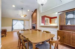 1527 Ranchview Ln, Carrollton, TX 75007 - Photo 8