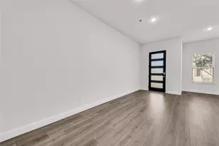 4717 Piedras Lanzar Dr, McKinney, TX 75070 - Photo 4