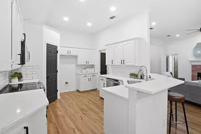 8908 Marti Lane, North Richland Hills, TX 76182 - Photo 8