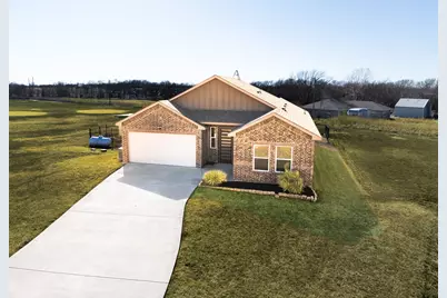 315 Delatorre Street, Trenton, TX 75490 - Photo 2