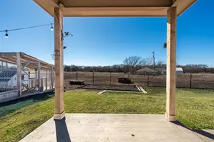 315 Delatorre St, Trenton, TX 75490 - Photo 28