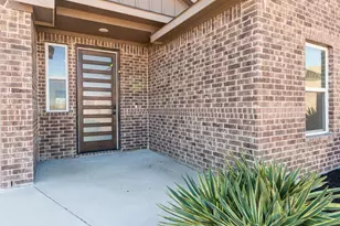 315 Delatorre St, Trenton, TX 75490 - Photo 4