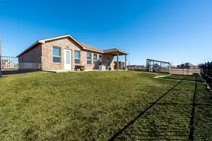315 Delatorre St, Trenton, TX 75490 - Photo 32