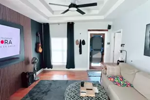 428 Hettie St, Denton, TX 76209 - Photo 2