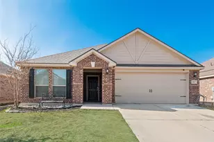 921 First St, Sanger, TX 76266 - Photo 1