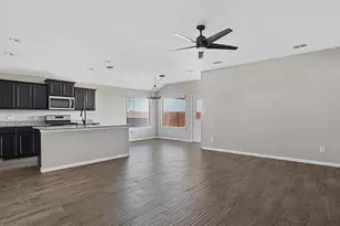 9805 Summerton Dr, Fort Worth, TX 76108 - Photo 2