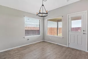 9805 Summerton Dr, Fort Worth, TX 76108 - Photo 6