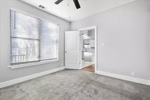 419 W 5th St, Bonham, TX 75418 - Photo 18