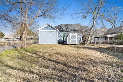 419 W 5th Street, Bonham, TX 75418 - Photo 20