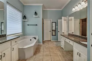 716 Crestridge Cir, Euless, TX 76040 - Photo 26