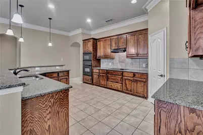 716 Crestridge Circle, Euless, TX 76040 - Photo 18