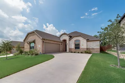 10611 Hidden Hollow Drive, Grand Prairie, TX 76065 - Photo 1