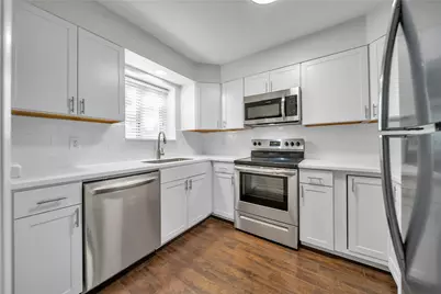 5043 Les Chateaux Drive #214, Dallas, TX 75235 - Photo 6