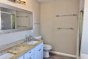 341 McMurtry Dr, Arlington, TX 76002 - Photo 10