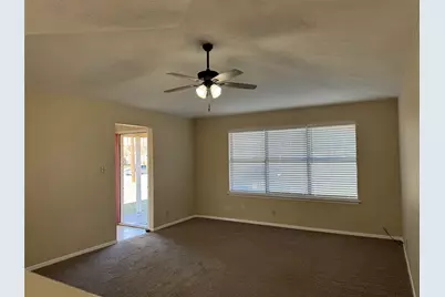 1002 Harbor Lakes Drive, Granbury, TX 76048 - Photo 4