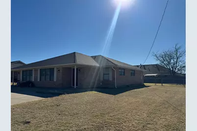 1002 Harbor Lakes Drive, Granbury, TX 76048 - Photo 30