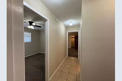 1002 Harbor Lakes Drive, Granbury, TX 76048 - Photo 18