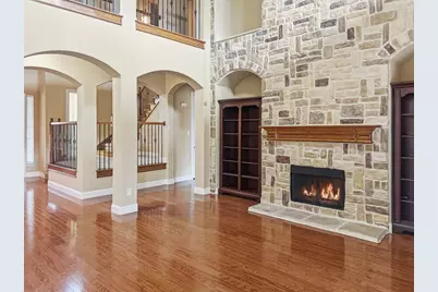 2919 Bandera, Grand Prairie, TX 75054 - Photo 6