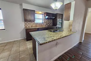 906 Pinedale Ln, Dallas, TX 75241 - Photo 14